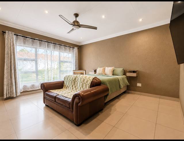2 BEDROOM TOWNHOUSE FOR SALE IN THREE RIVERS